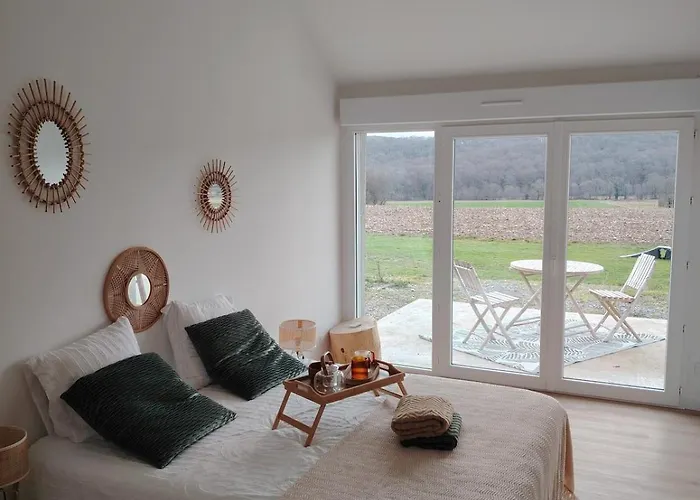 La Maisonnette Calme & Nature Avec Terrasse Vue Campagne Sarrouilles